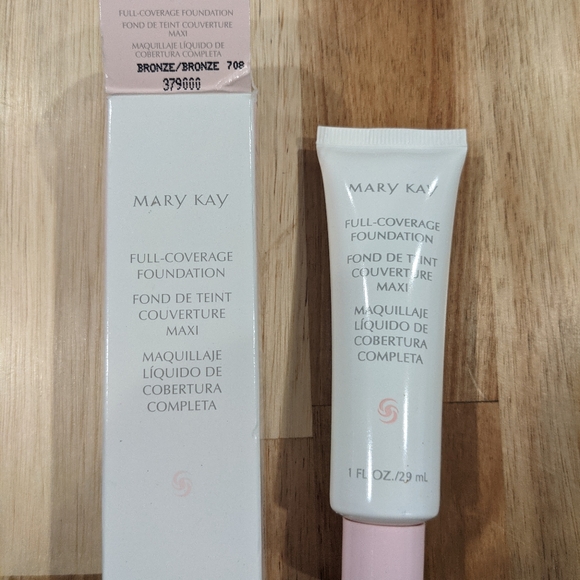 Mary Kay Full Coverage Foundation Bronze